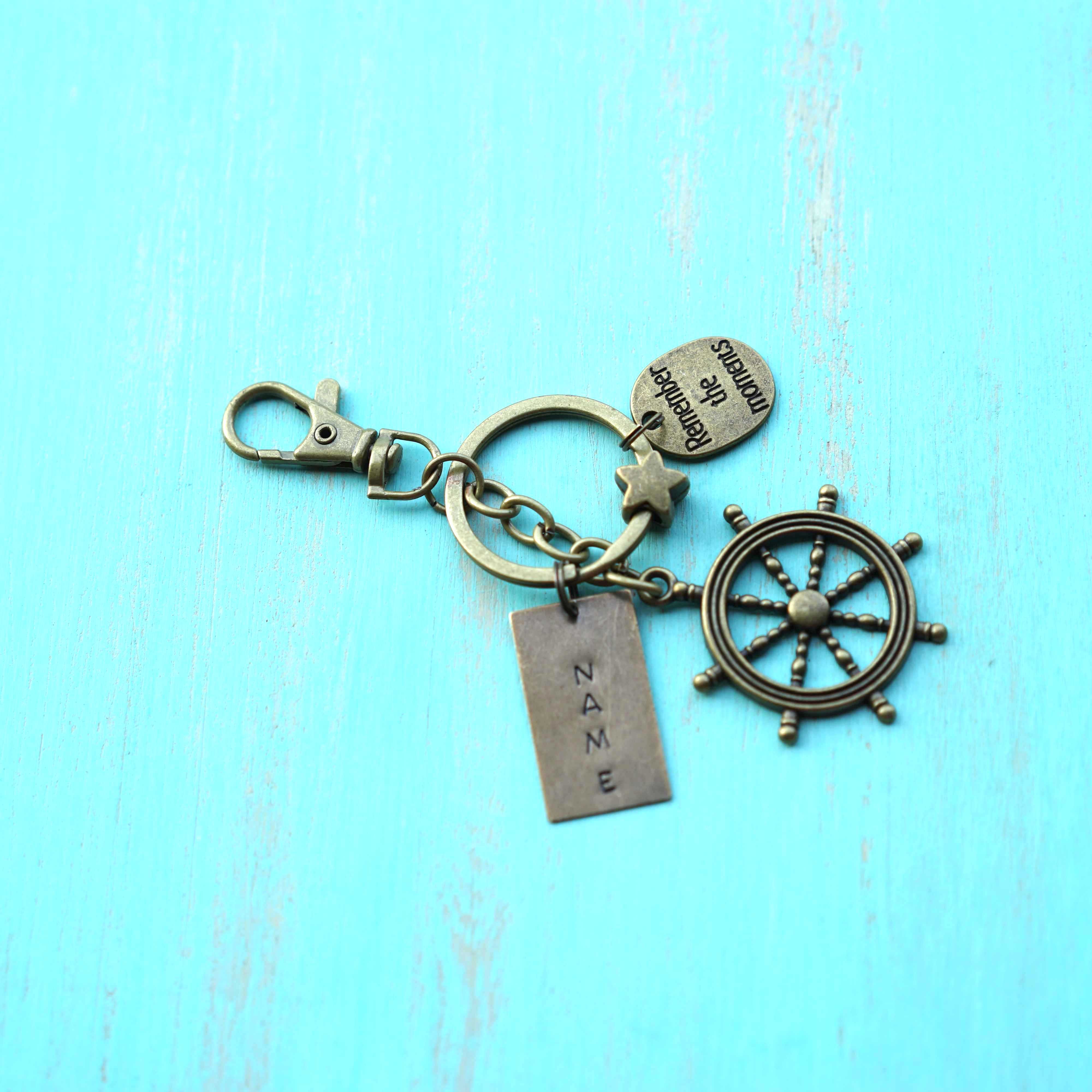 Helm / Remember the moments Personalised Keychain